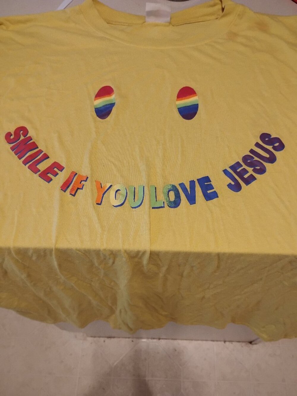 Smile if you live Jesus tee shirt